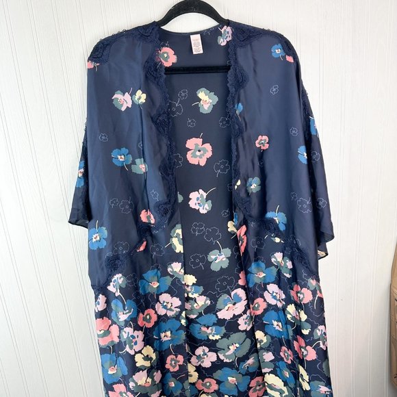 Victoria's Secret Floral‎ Robe Navy size XS Lace Trim Detail - Picture 1 of 6